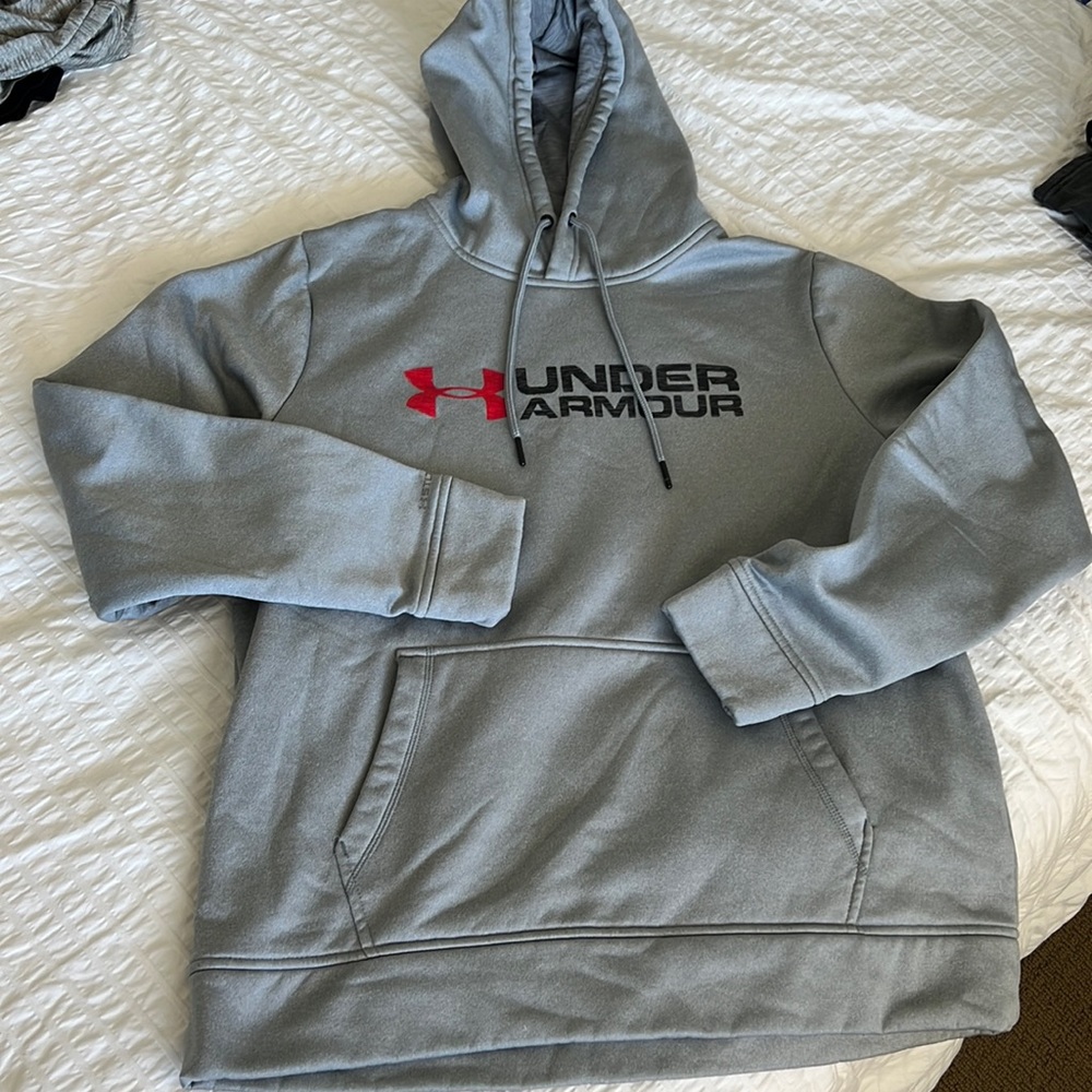 Under armour hoddie cold gear